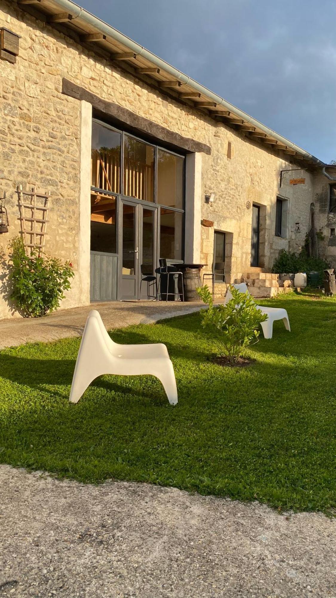 Metairie Des Gacheries Champagne-et-Fontaine Экстерьер фото